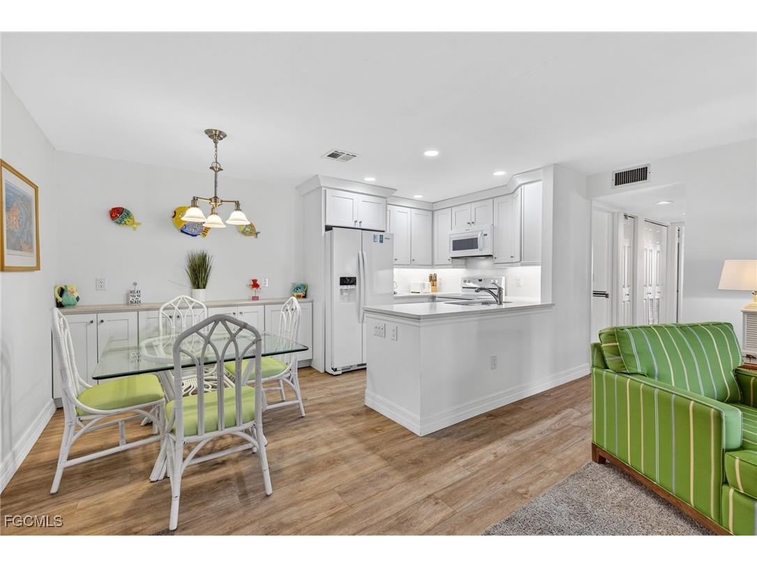 845 E Gulf Drive #542 Sanibel FL 33957 2025025478 image13