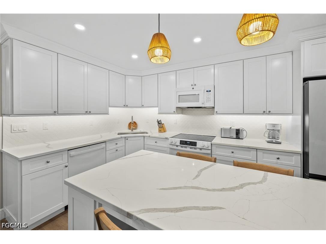 845 E Gulf Drive #611 Sanibel FL 33957 2026011423 image10