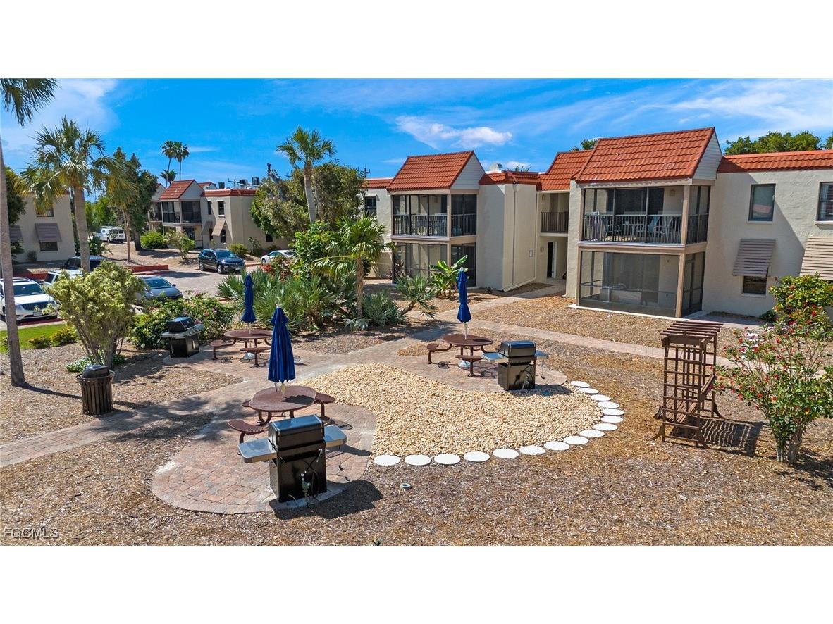 845 E Gulf Drive #811 Sanibel FL 33957 2025008651 image22