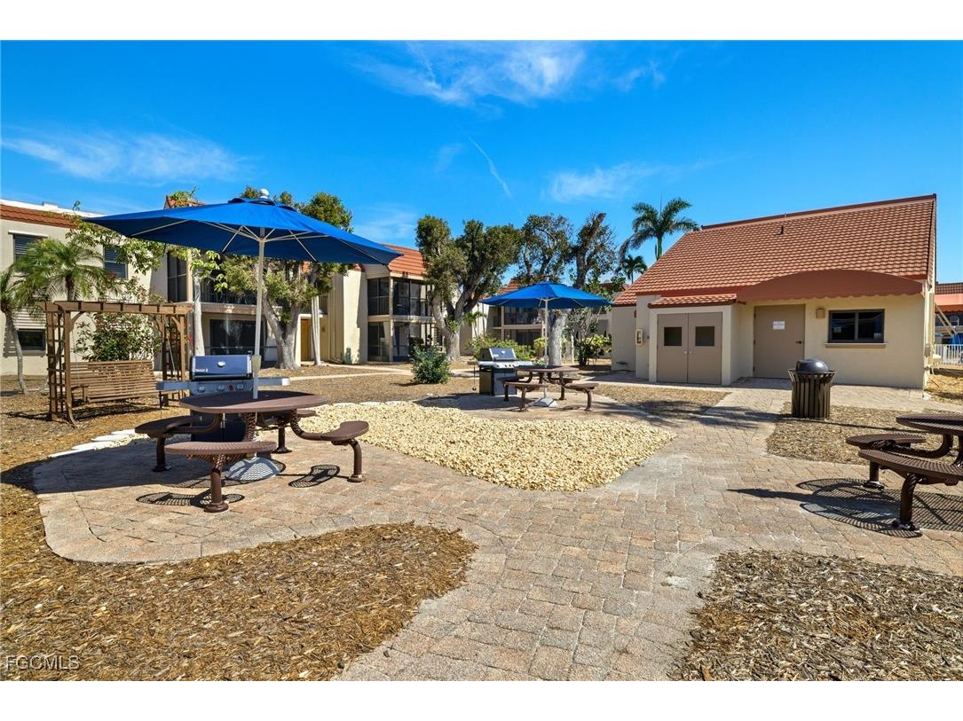 845 E Gulf Drive #811 Sanibel FL 33957 2025008651 image23