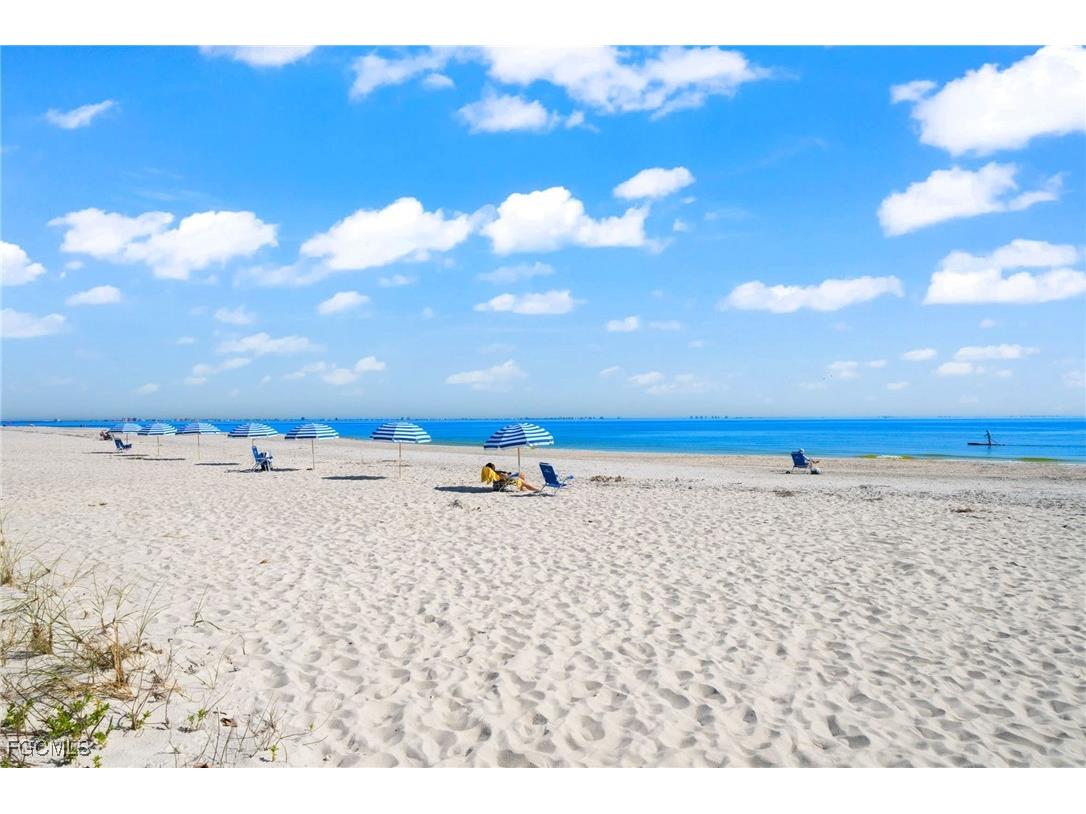 845 E Gulf Drive #811 Sanibel FL 33957 2025008651 image31