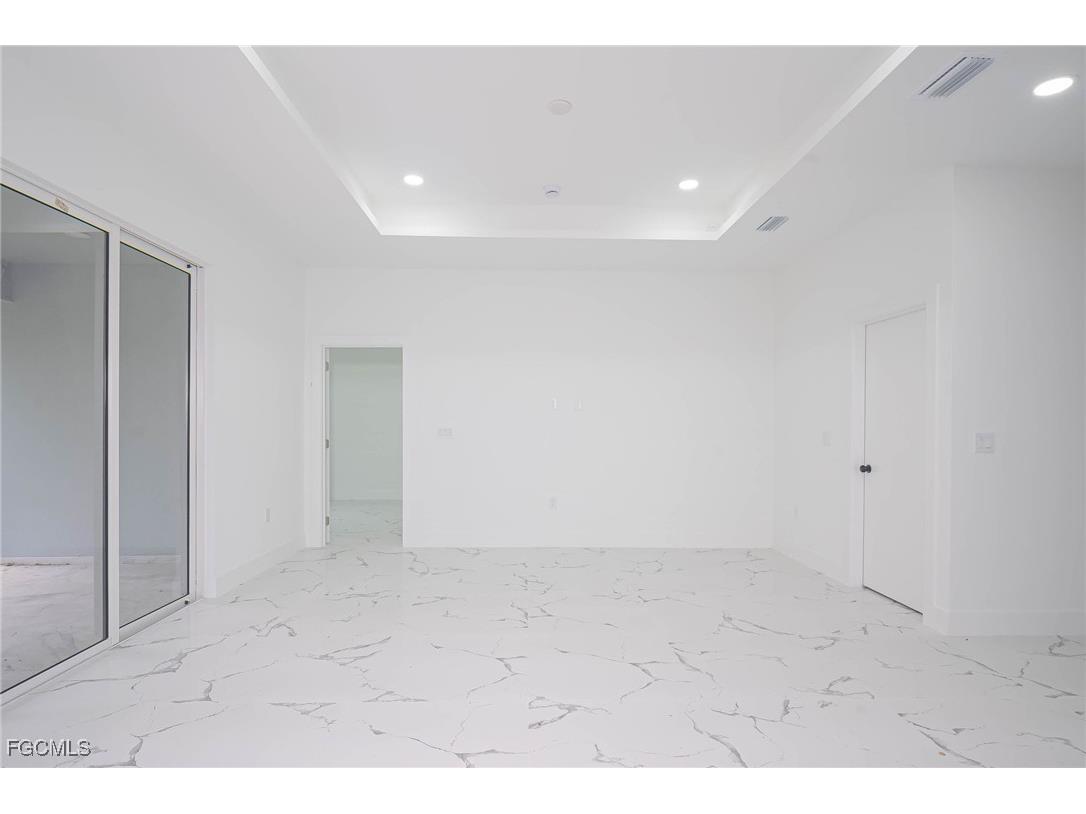 845 Gaylord Avenue S Lehigh Acres FL 33974 2025004826 image6