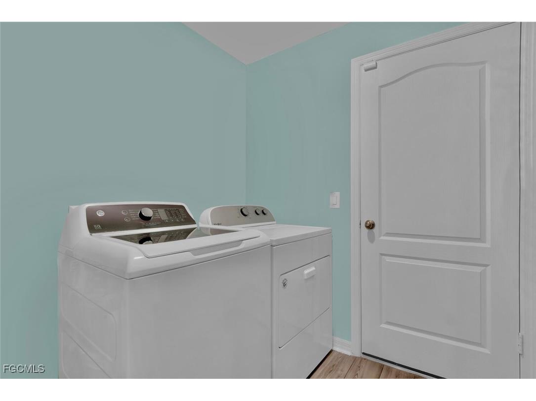 845 Lochman Drive Fort Myers FL 33913 2026000895 image15