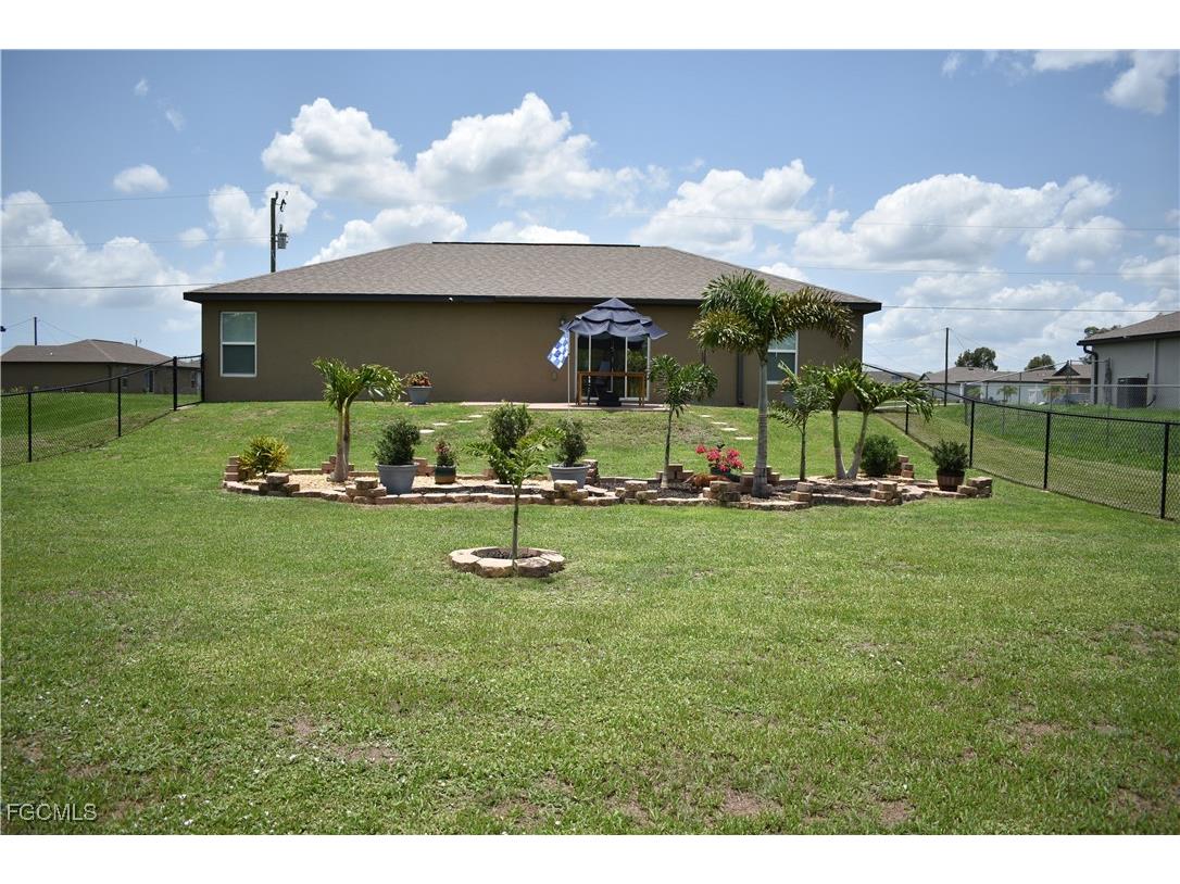 845 Lochman Drive Fort Myers FL 33913 225060105 image5