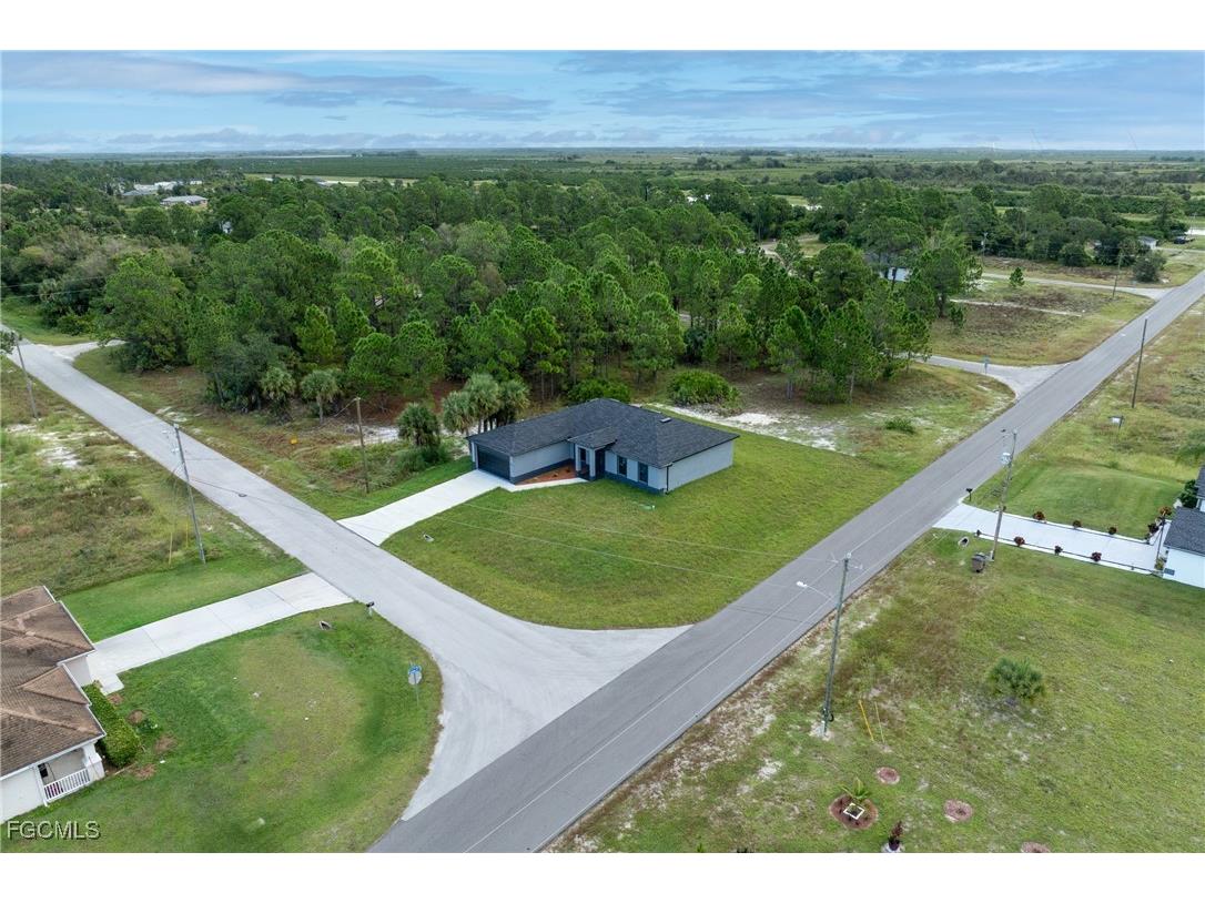 845 Milano Avenue S Lehigh Acres FL 33974 2025017991 image2
