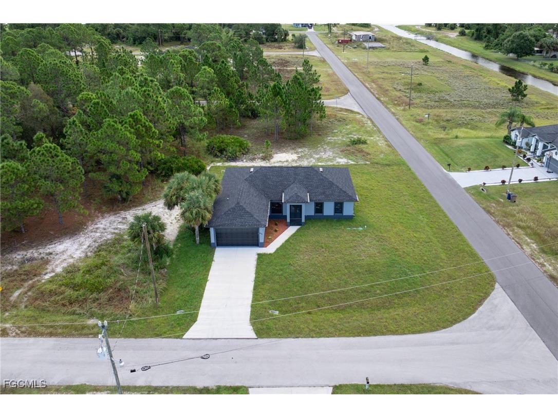 845 Milano Avenue S Lehigh Acres FL 33974 2025017991 image3