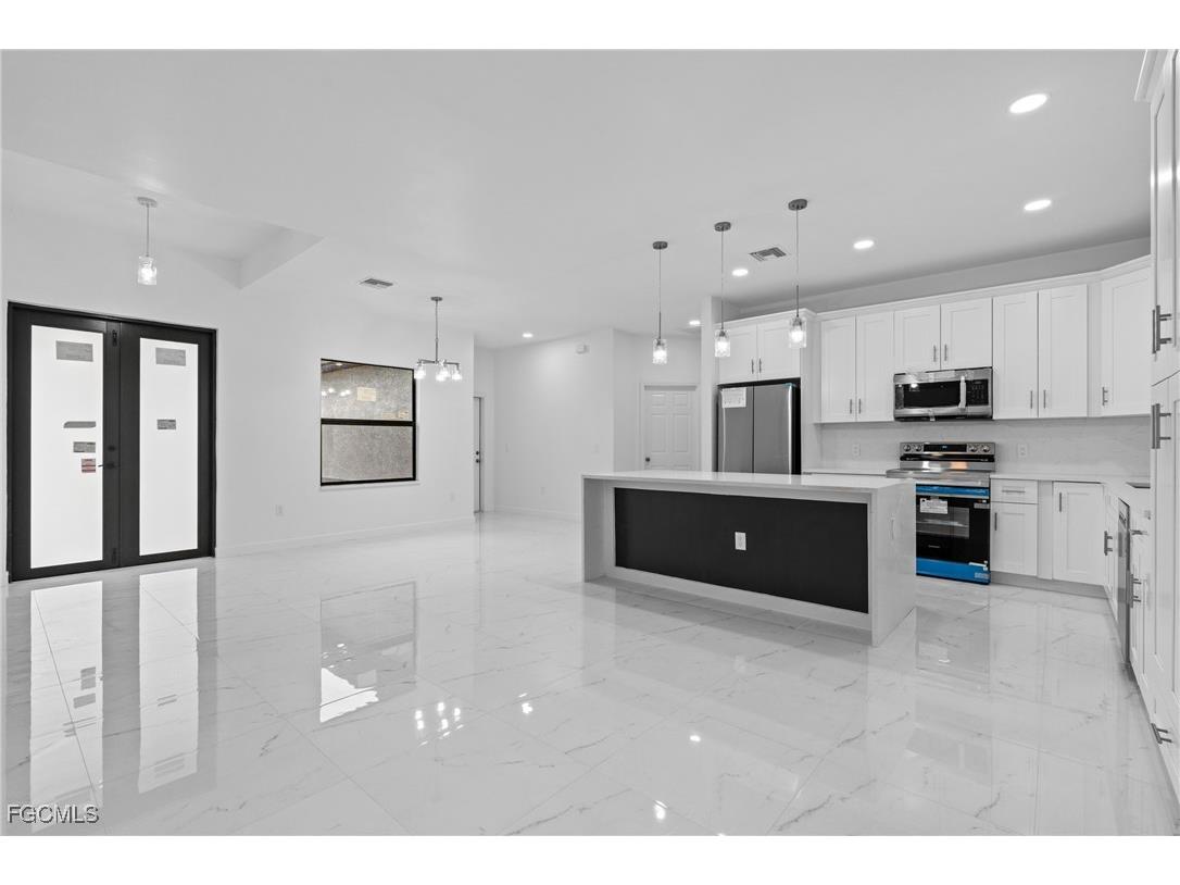 845 Milano Avenue S Lehigh Acres FL 33974 2025017991 image8