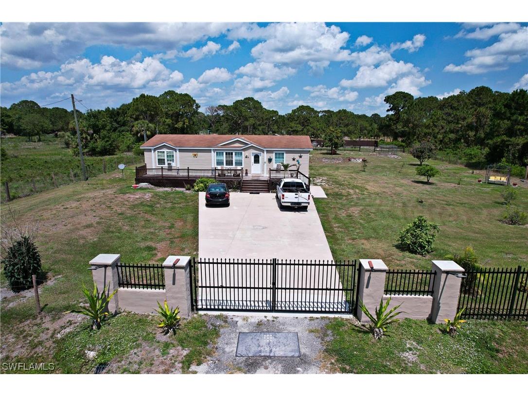 845 N Trebol Street Clewiston FL 33440 223036039 image1