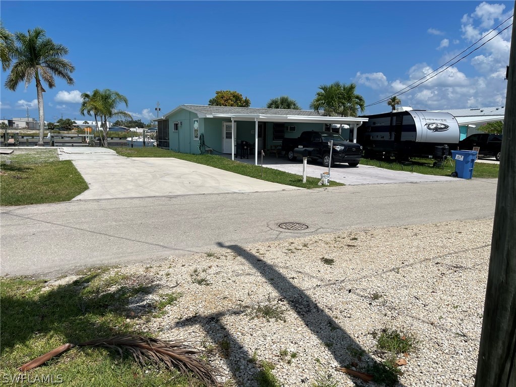 845 Oak Street Fort Myers Beach FL 33931 224051347 image1