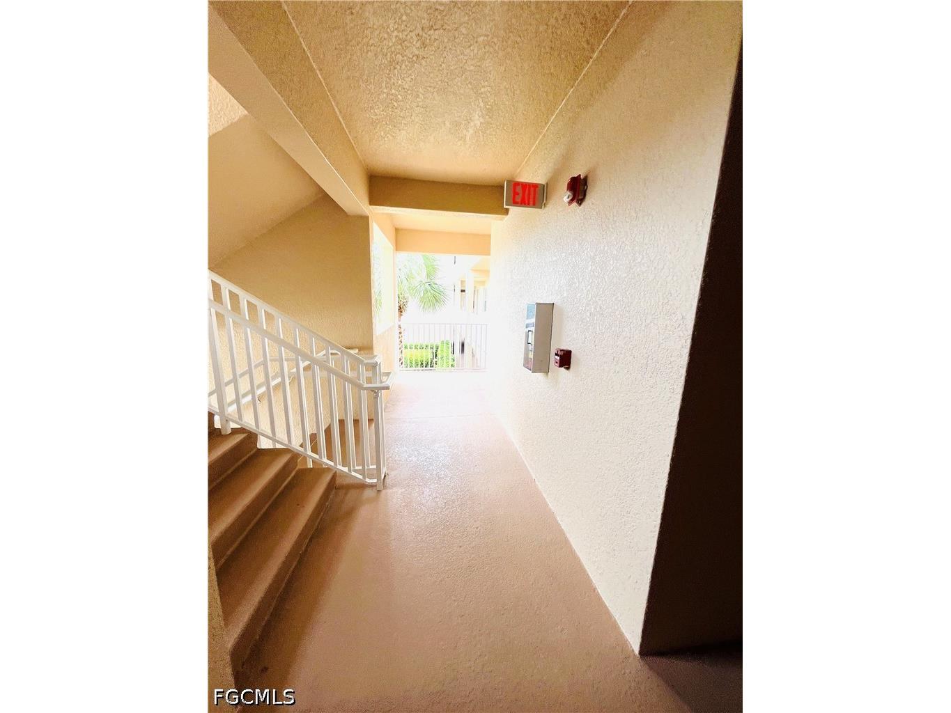 8450 Kingbird Loop #430 Estero FL 33967 2026024397 image9