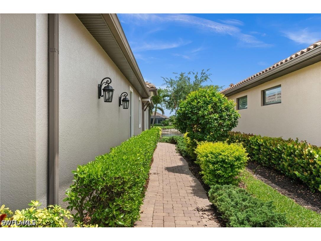 8450 Volaro Way Naples FL 34114 226020733 image42