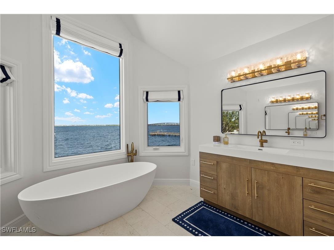 8451 Casa Del Rio Lane Fort Myers FL 33919 225038187 image27