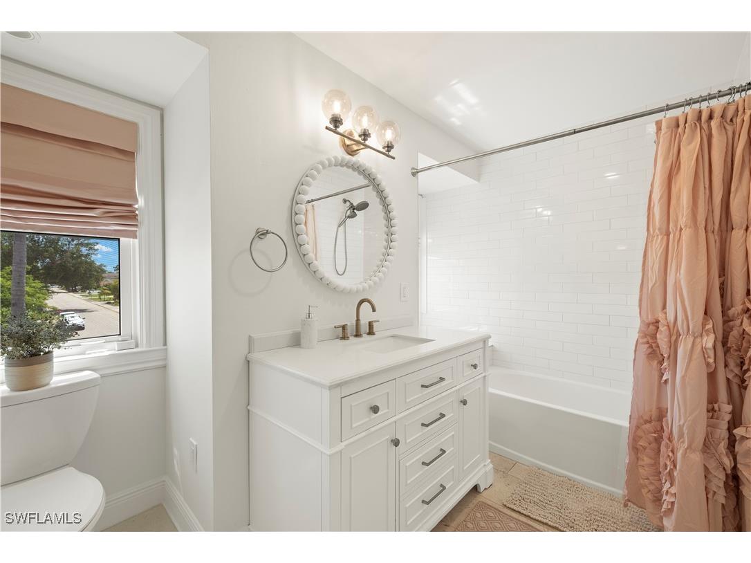 8451 Casa Del Rio Lane Fort Myers FL 33919 225038187 image35