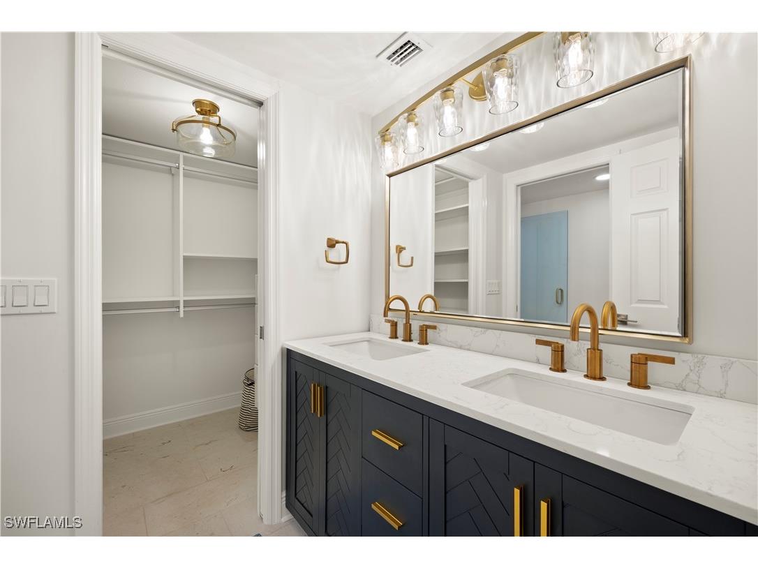 8451 Casa Del Rio Lane Fort Myers FL 33919 225038187 image37