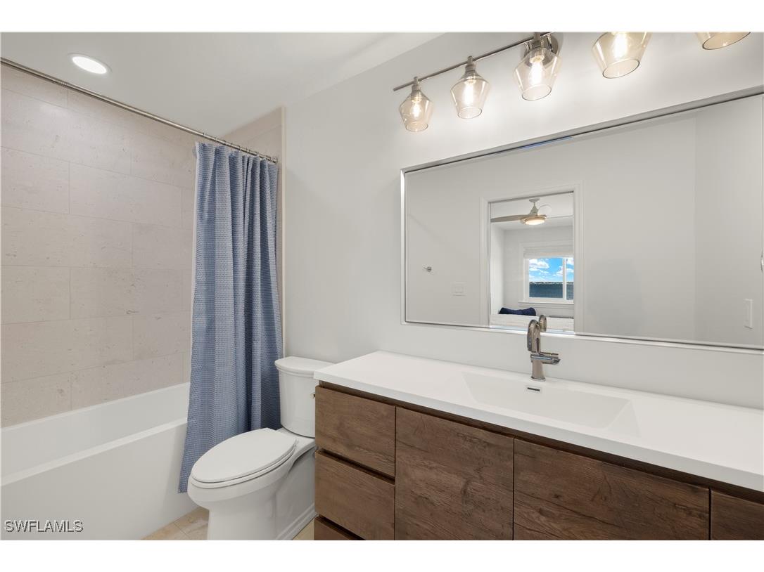 8451 Casa Del Rio Lane Fort Myers FL 33919 225038187 image39