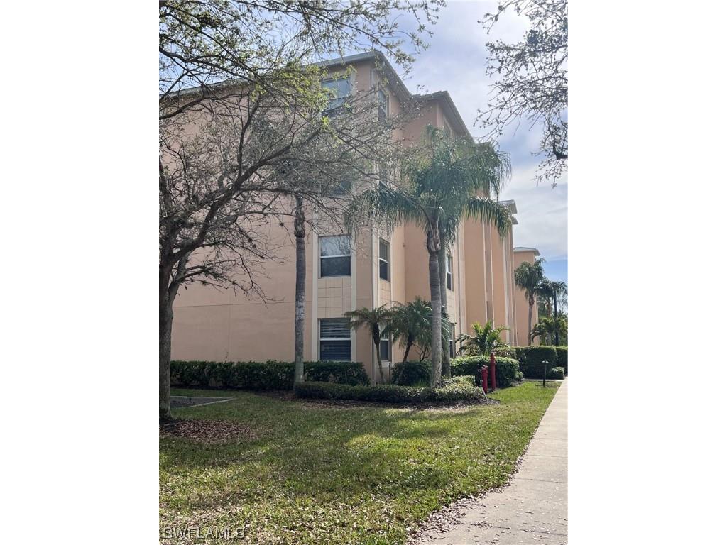 8451 Kingbird Loop #312 Estero FL 33967 224021641 image1