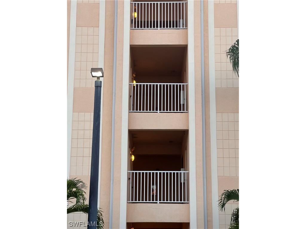 8451 Kingbird Loop #325 Estero FL 33967 223073262 image1