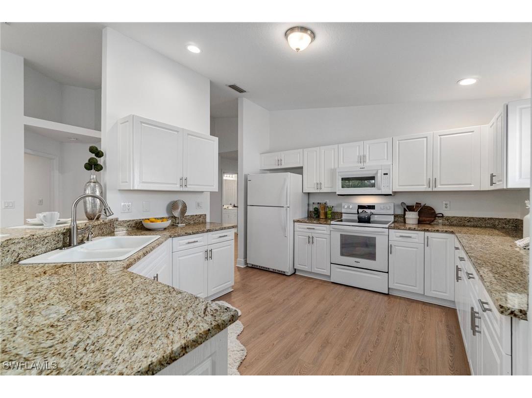 8451 Southbridge Drive #2 Estero FL 33967 225082957 image24