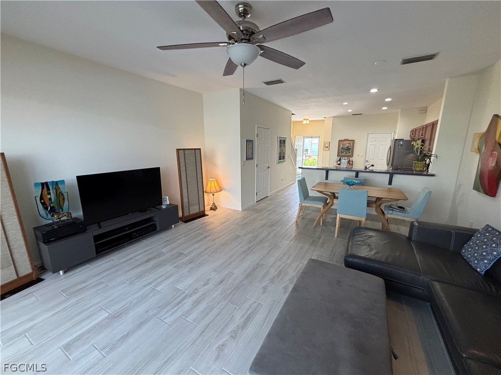 8451 Village Edge Circle #3 Fort Myers FL 33919 2026009335 image11