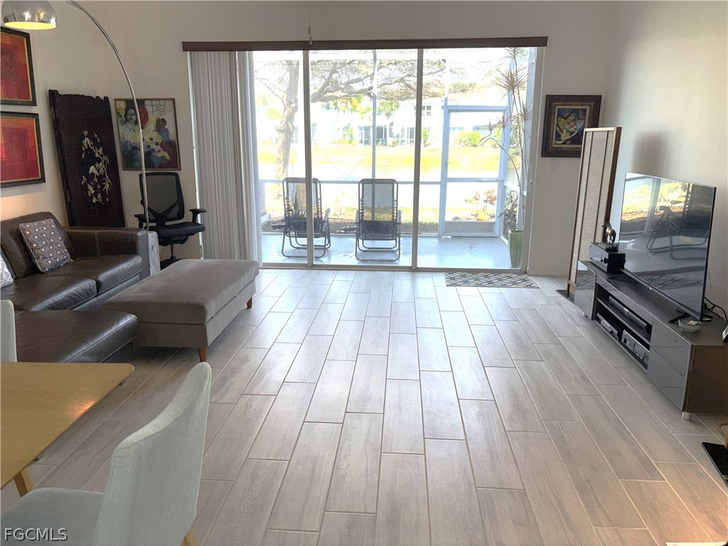 8451 Village Edge Circle #3 Fort Myers FL 33919 2026009335 image8