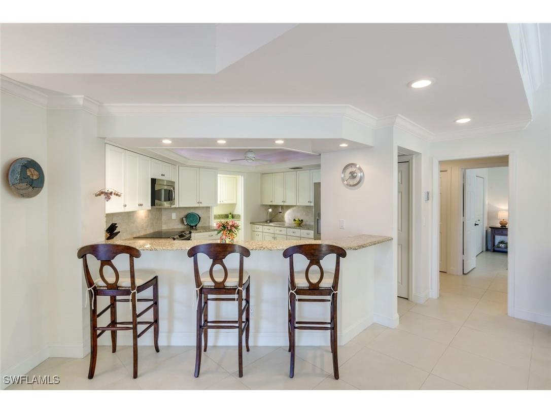 8453 Abbington Circle #811 Naples FL 34108 225077556 image14