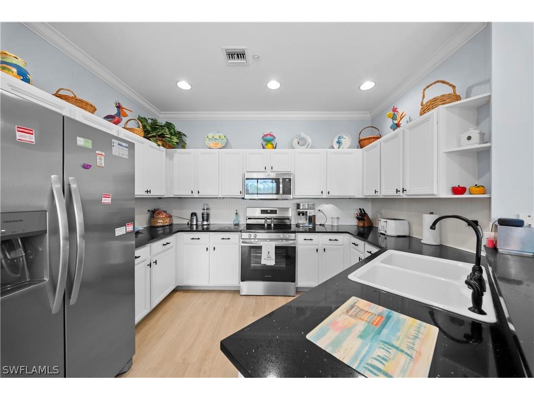 8457 Radcliffe Terrace #202 Naples FL 34120 226011691 image11