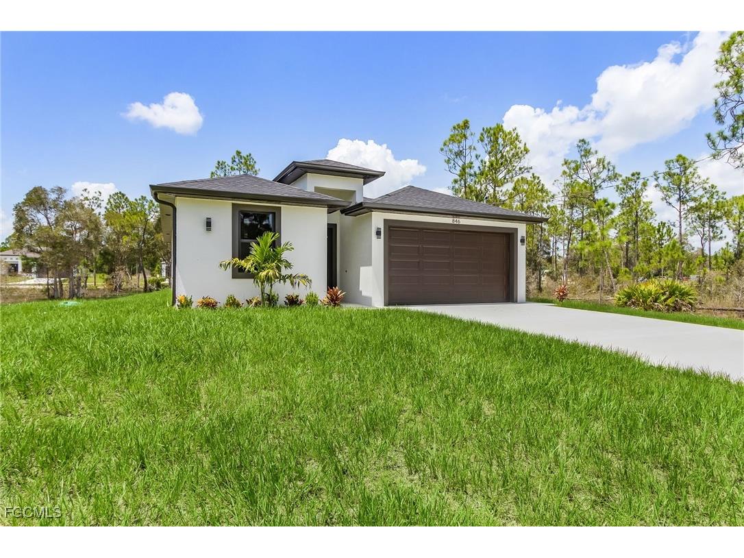 846 Dudley Avenue S Lehigh Acres FL 33974 2025008357 image3