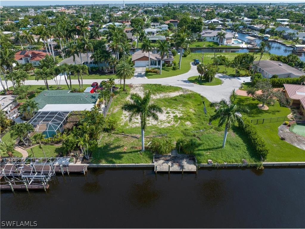 846 Montclaire Court Cape Coral FL 33904 224057793 image2