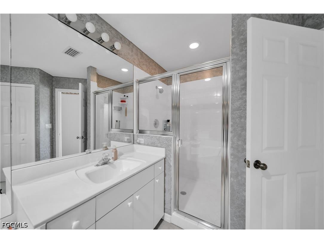 8460 Southbridge Drive #3 Estero FL 33967 2026016686 image18