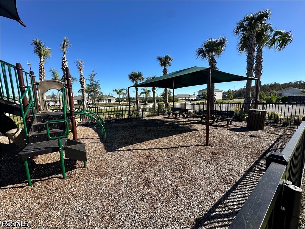 8465 Everly Preserve Drive Lehigh Acres FL 33971 2026014400 image36