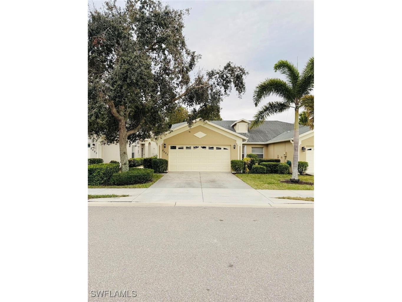 8467 Ibis Cove Circle #M678 Naples FL 34119 226004330 image1