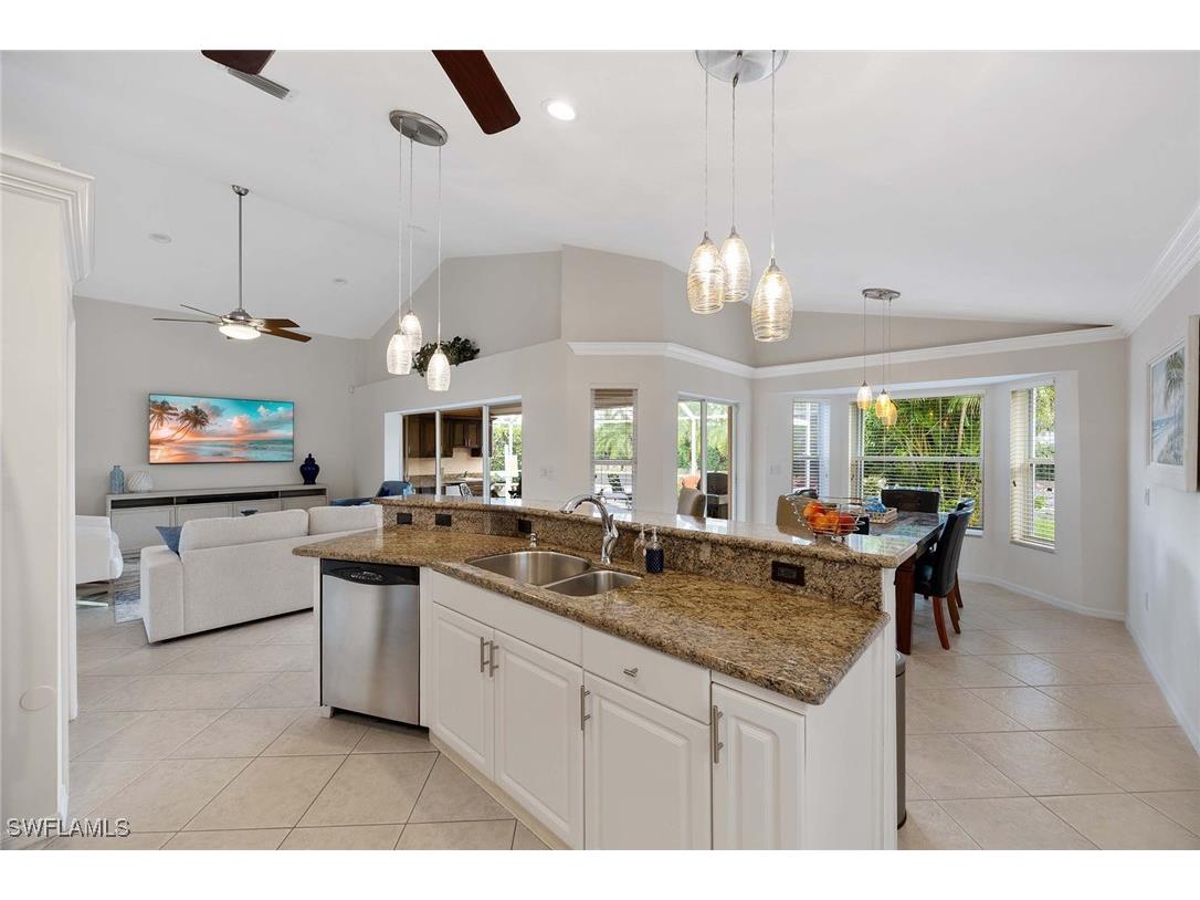 8468 Indian Wells Way Naples FL 34113 225075049 image14