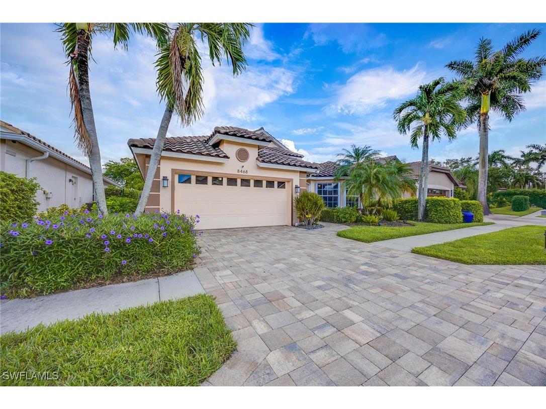 8468 Indian Wells Way Naples FL 34113 225075049 image2