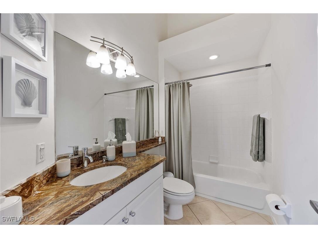 8468 Indian Wells Way Naples FL 34113 225075049 image24