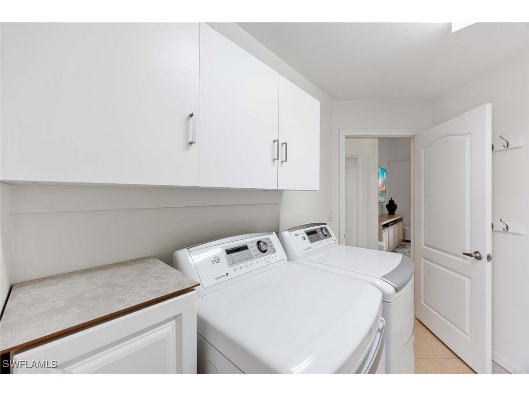 8468 Indian Wells Way Naples FL 34113 225075049 image25