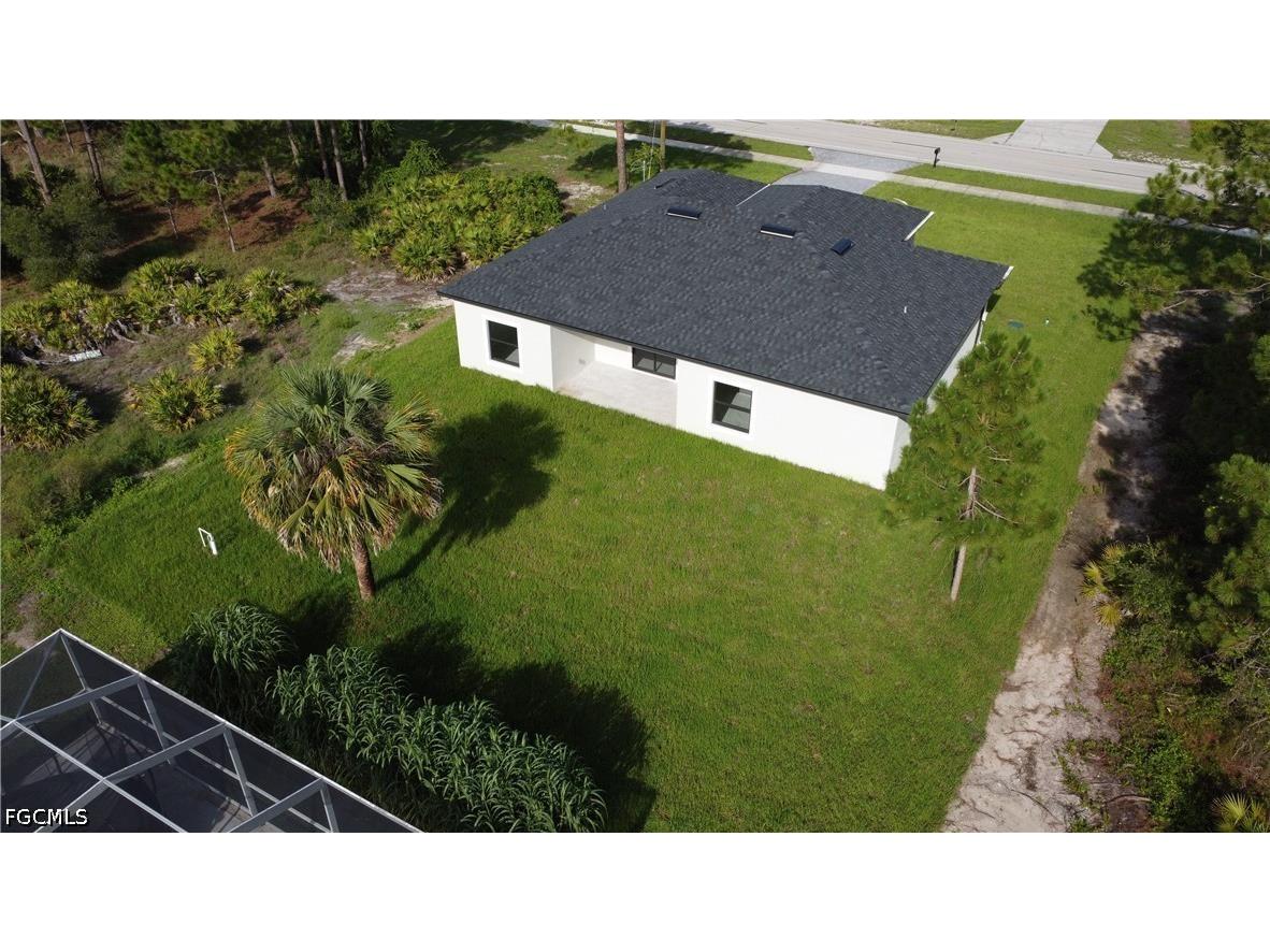 847 Bell Boulevard S Lehigh Acres FL 33974 2026029410 image7