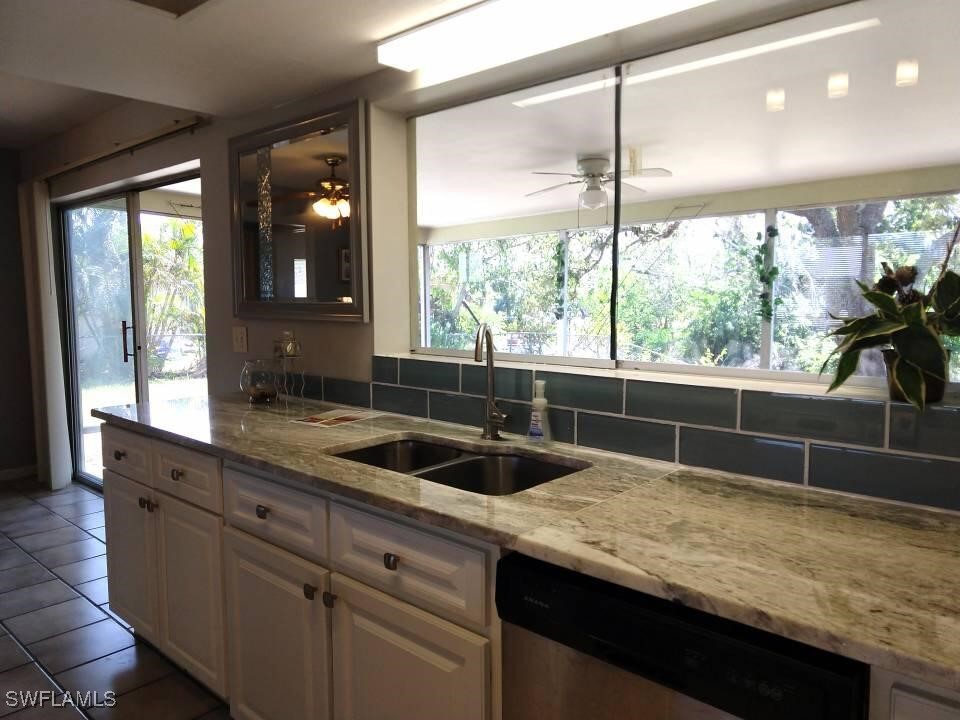 847 Hydrangea Drive North Fort Myers FL 33903 225033490 image18