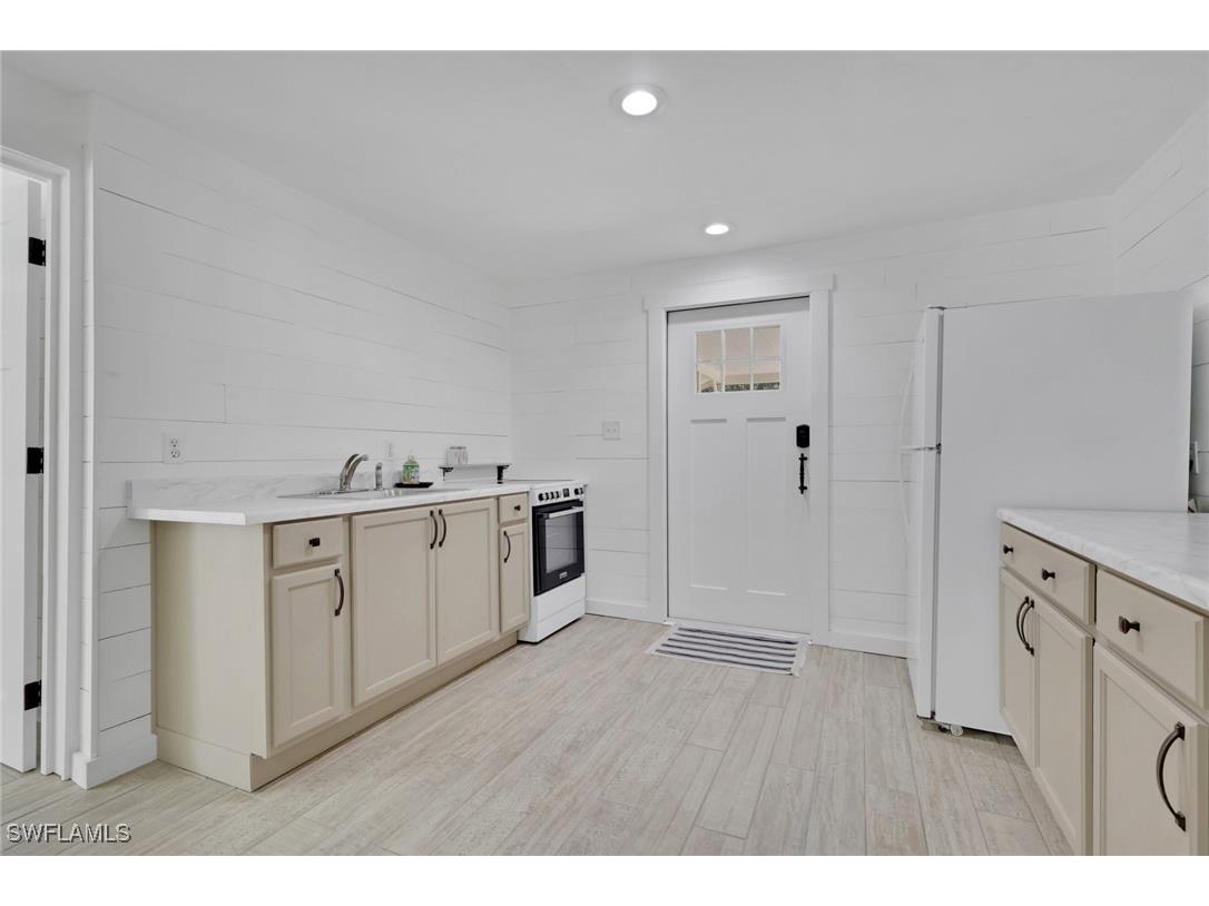 847 James Street Fort Myers FL 33916 225017611 image21