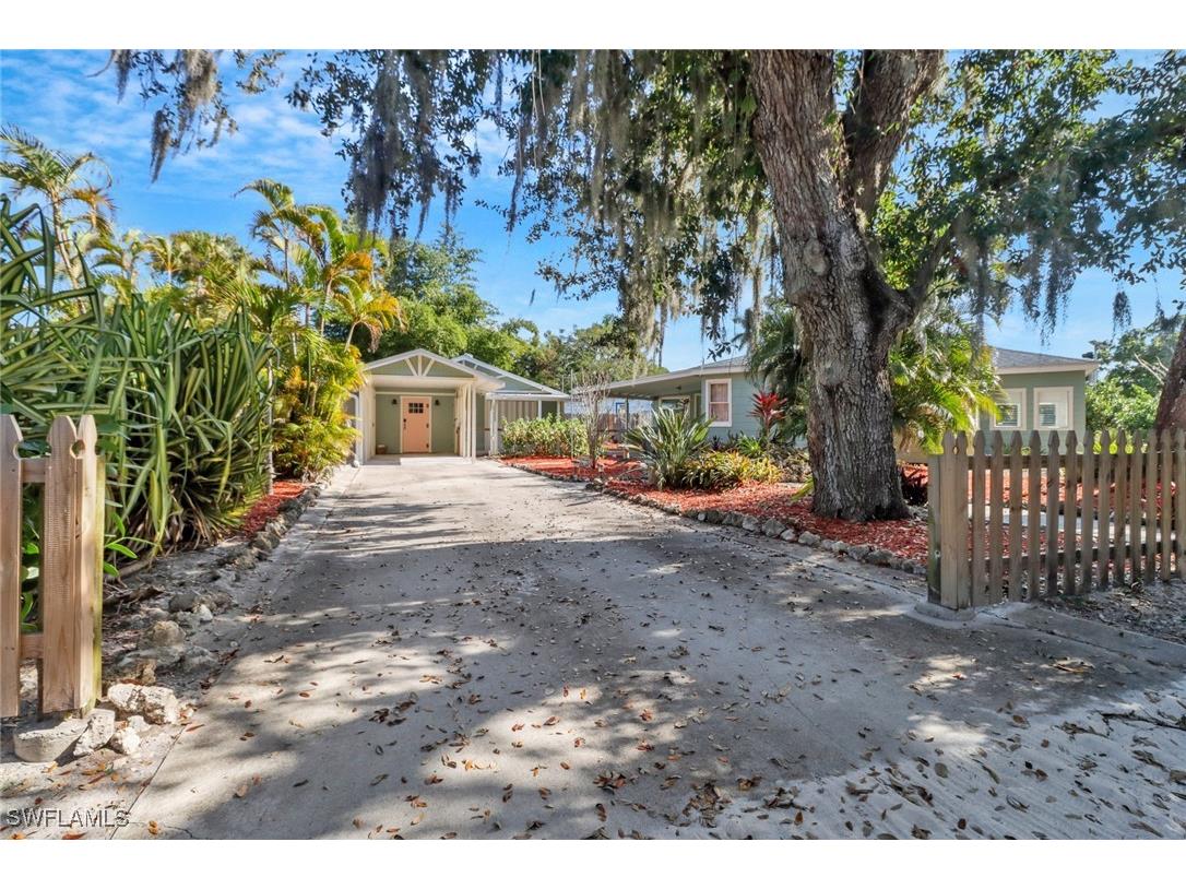 847 James Street Fort Myers FL 33916 225017611 image4