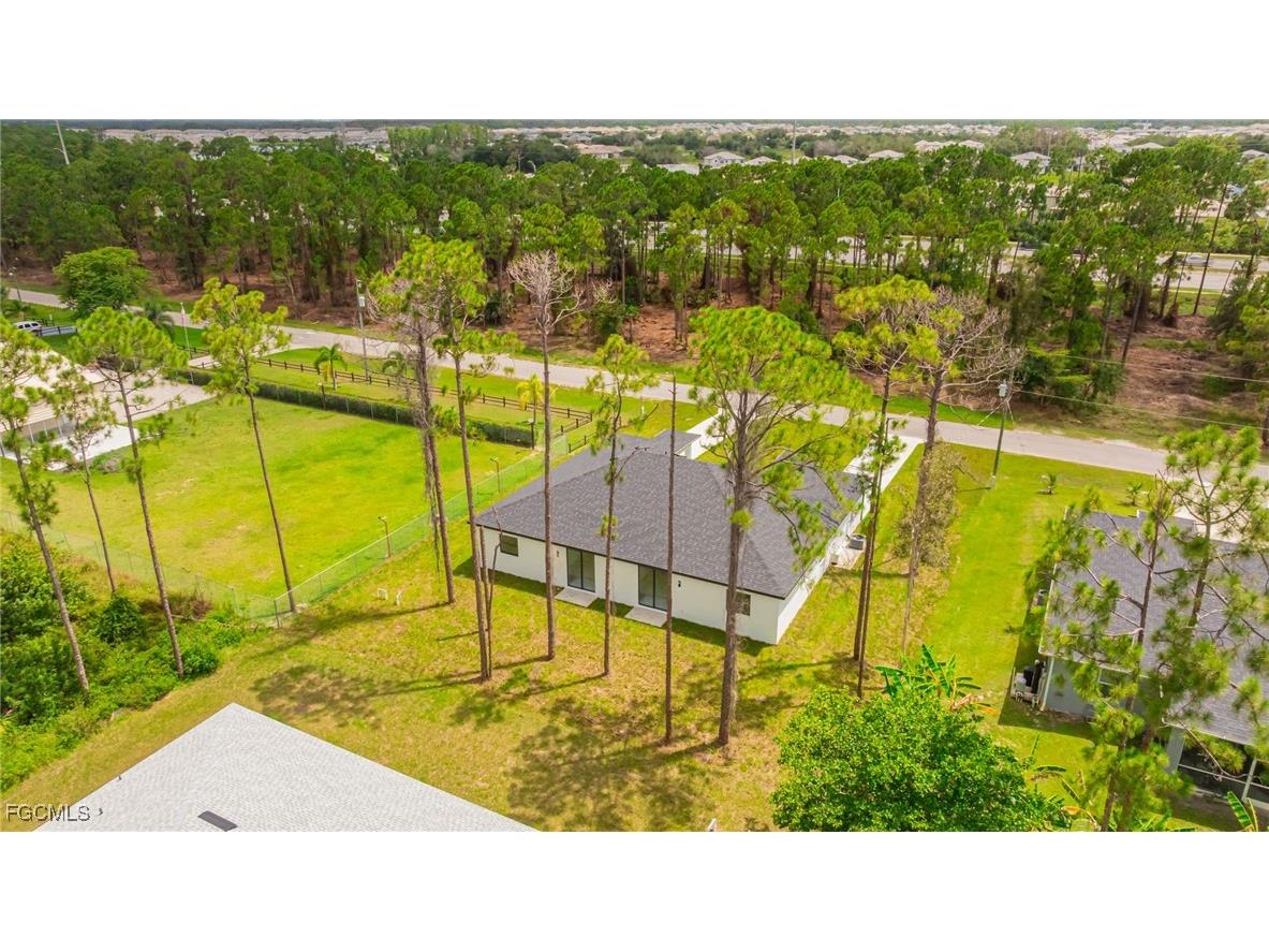 847 Meadow Road Lehigh Acres FL 33973 2025006140 image29