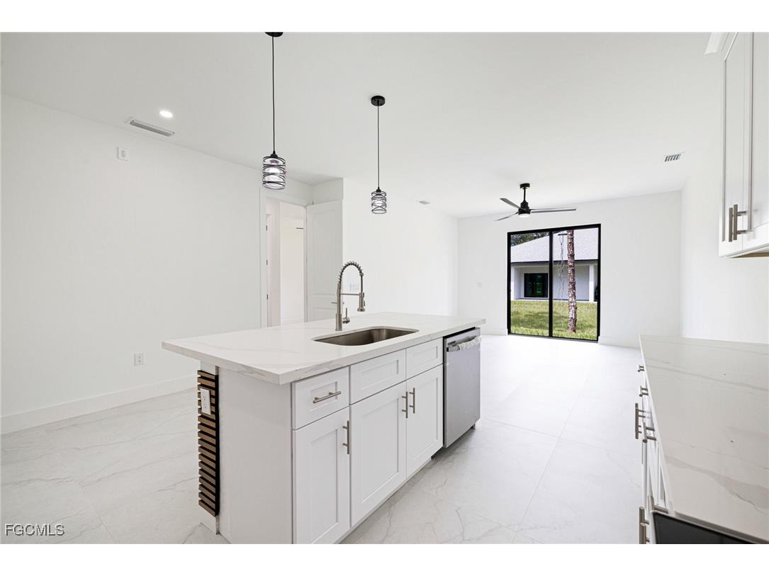 847 Meadow Road Lehigh Acres FL 33973 2025006140 image9