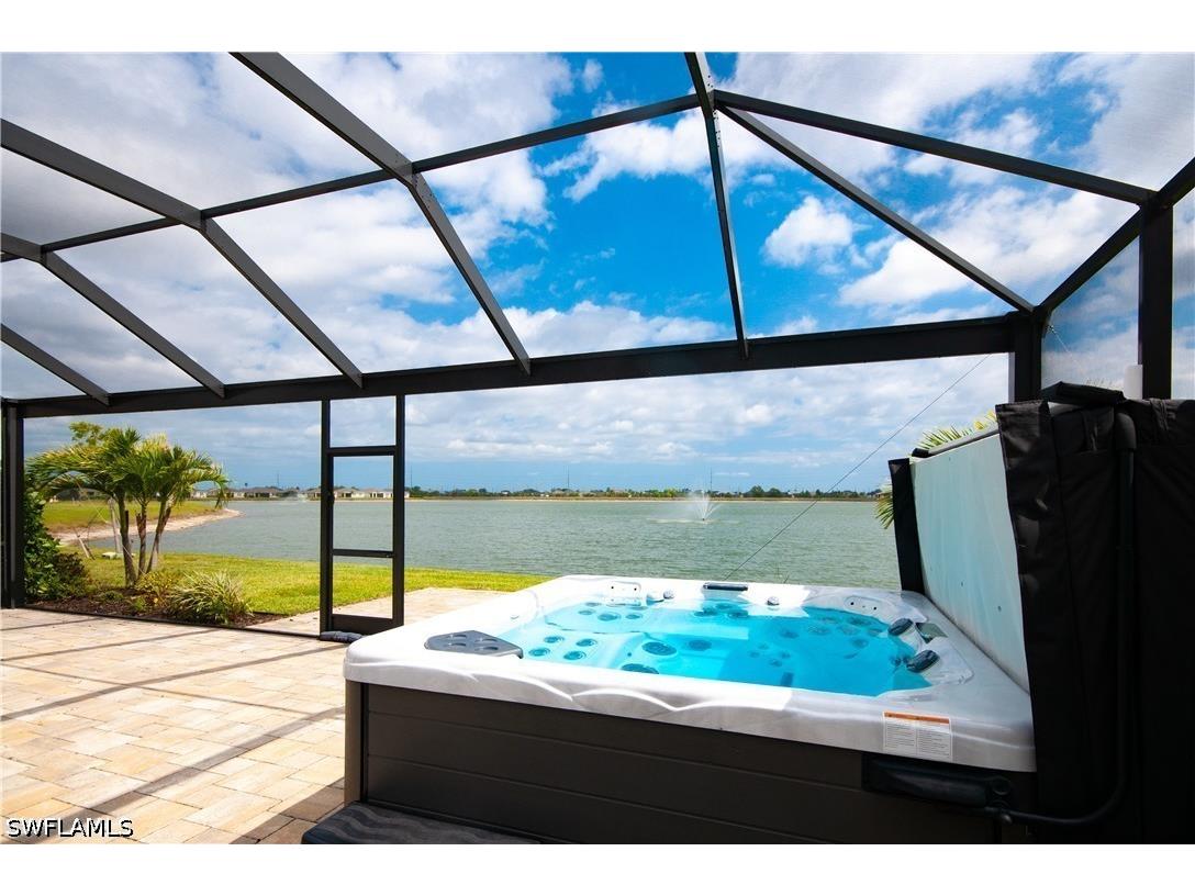 847 Stonewater Lake Terrace W Cape Coral FL 33993 226023082 image1