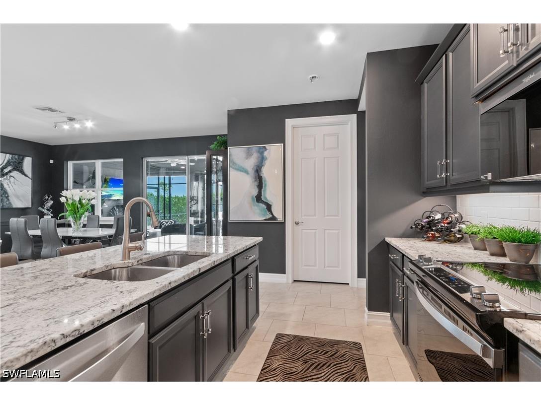 847 Stonewater Lake Terrace W Cape Coral FL 33993 226023082 image32