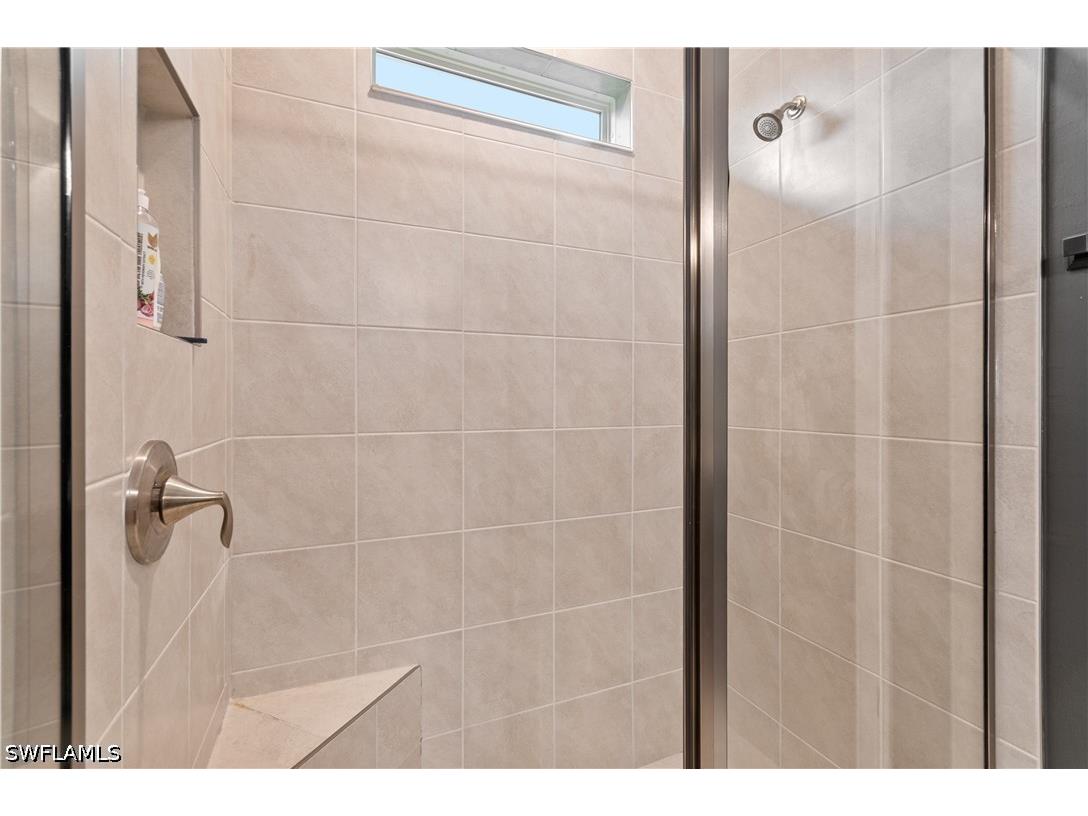 847 Stonewater Lake Terrace W Cape Coral FL 33993 226023082 image46