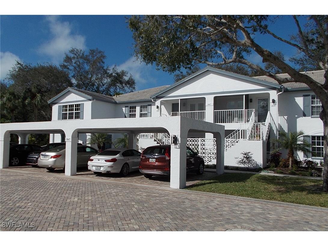 847 Tanbark Drive #101 Naples FL 34108 225069810 image1