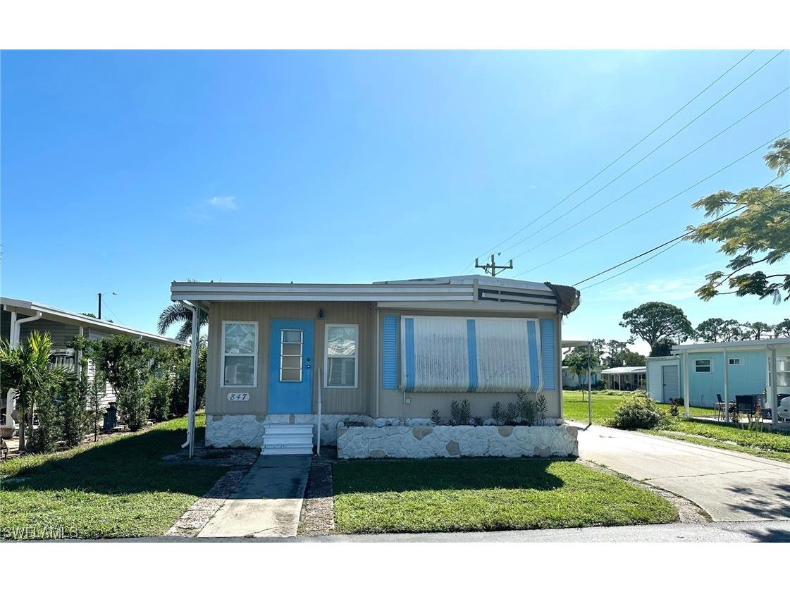 847 Winterest Drive North Fort Myers FL 33917 223064530 image1