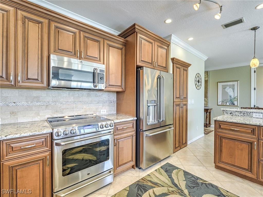 8470 Southbridge Drive #4 Estero FL 33967 225080986 image12