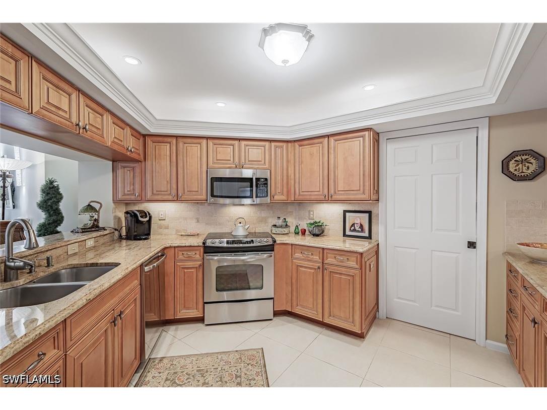 8471 Abbington Circle #1111 Naples FL 34108 226019119 image7