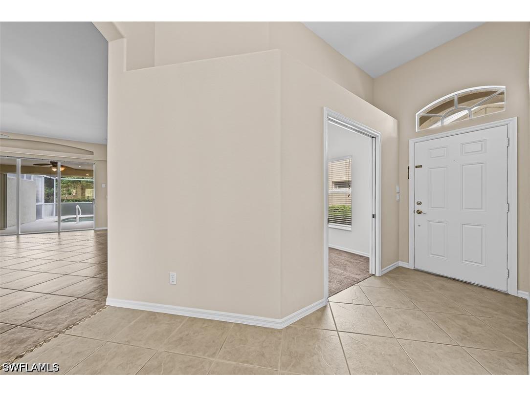 8471 Ibis Cove Circle #M677 Naples FL 34119 226024510 image5