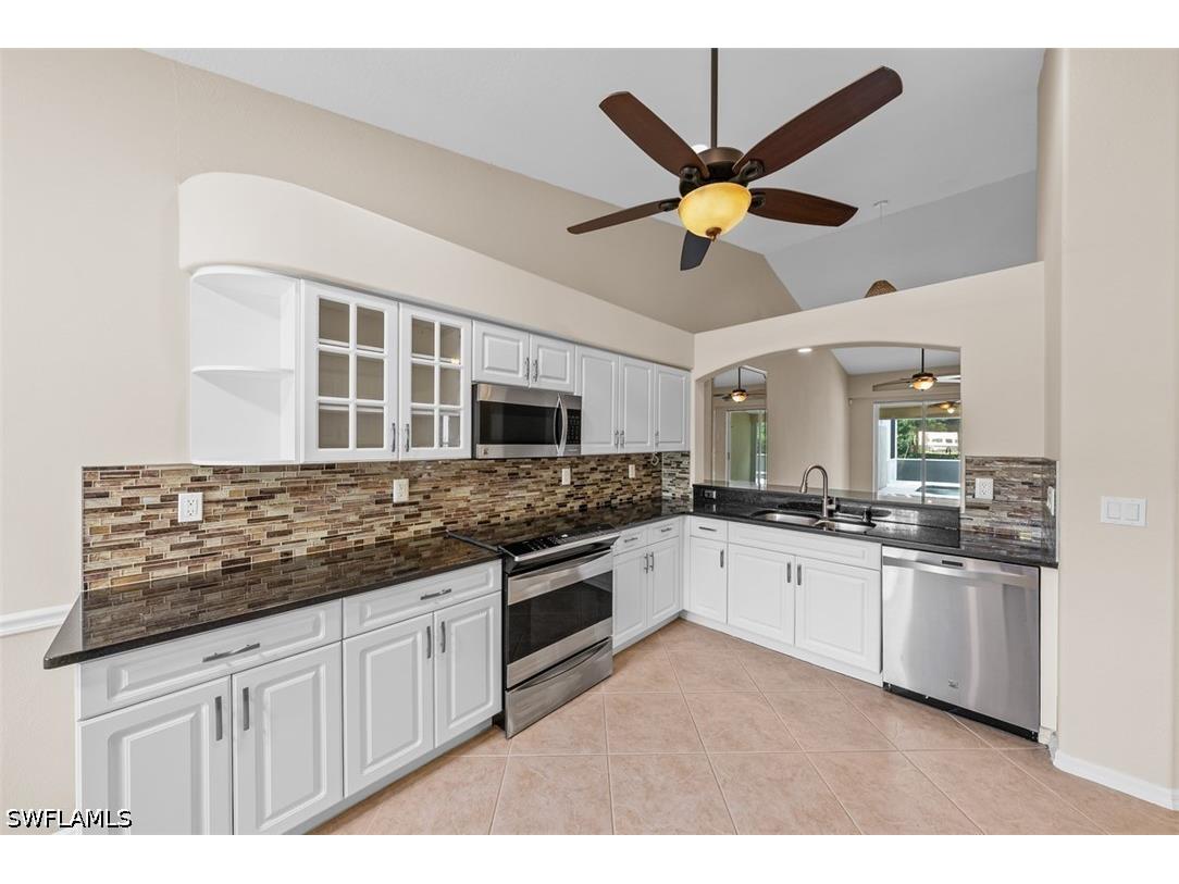 8471 Ibis Cove Circle #M677 Naples FL 34119 226024510 image7